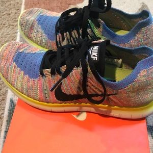 Nike free flyknit